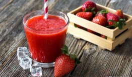 爆料草莓放毒视频食材