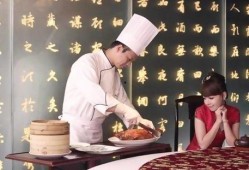 胡桃服饰爆料视频播放,爆款服饰即将上线，抢先观看揭秘